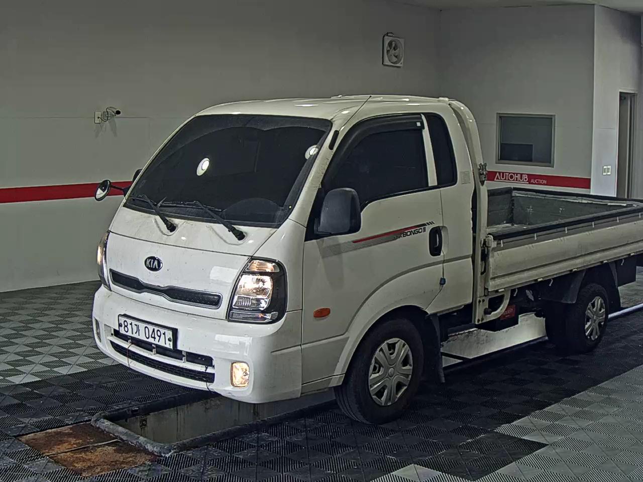 KIA BONGO III CARGO 1 TON KING CAB EXTRA WHEEBASE