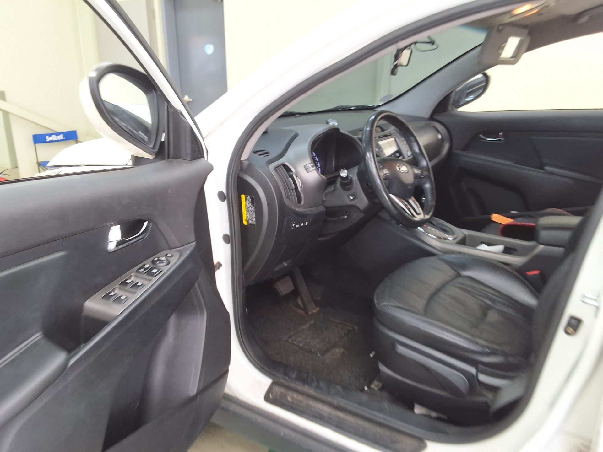 2014 - kia sportage