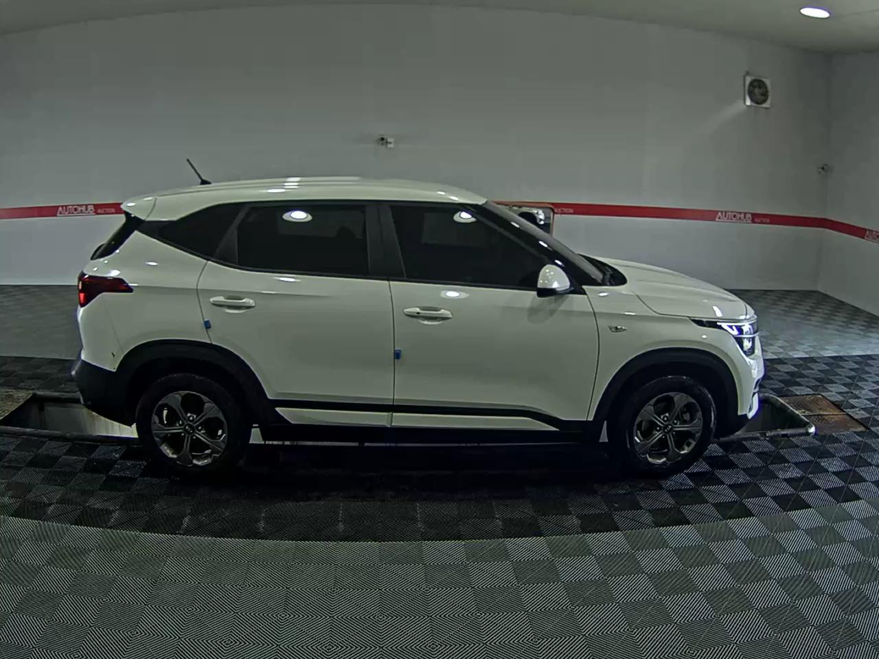 2022 - kia seltos