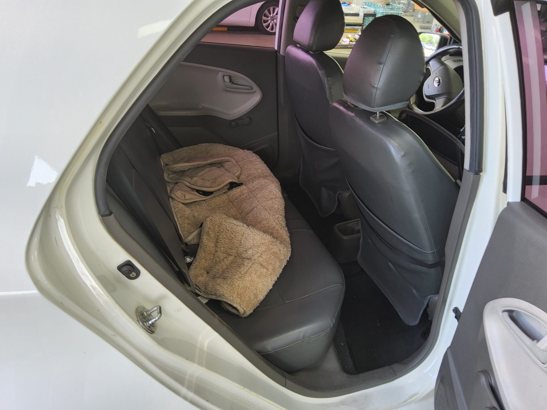 2015 - kia morning