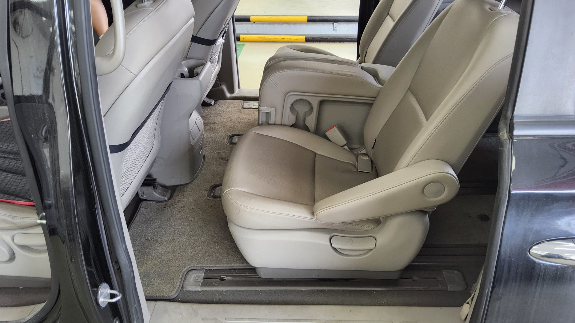 2019 - kia carnival