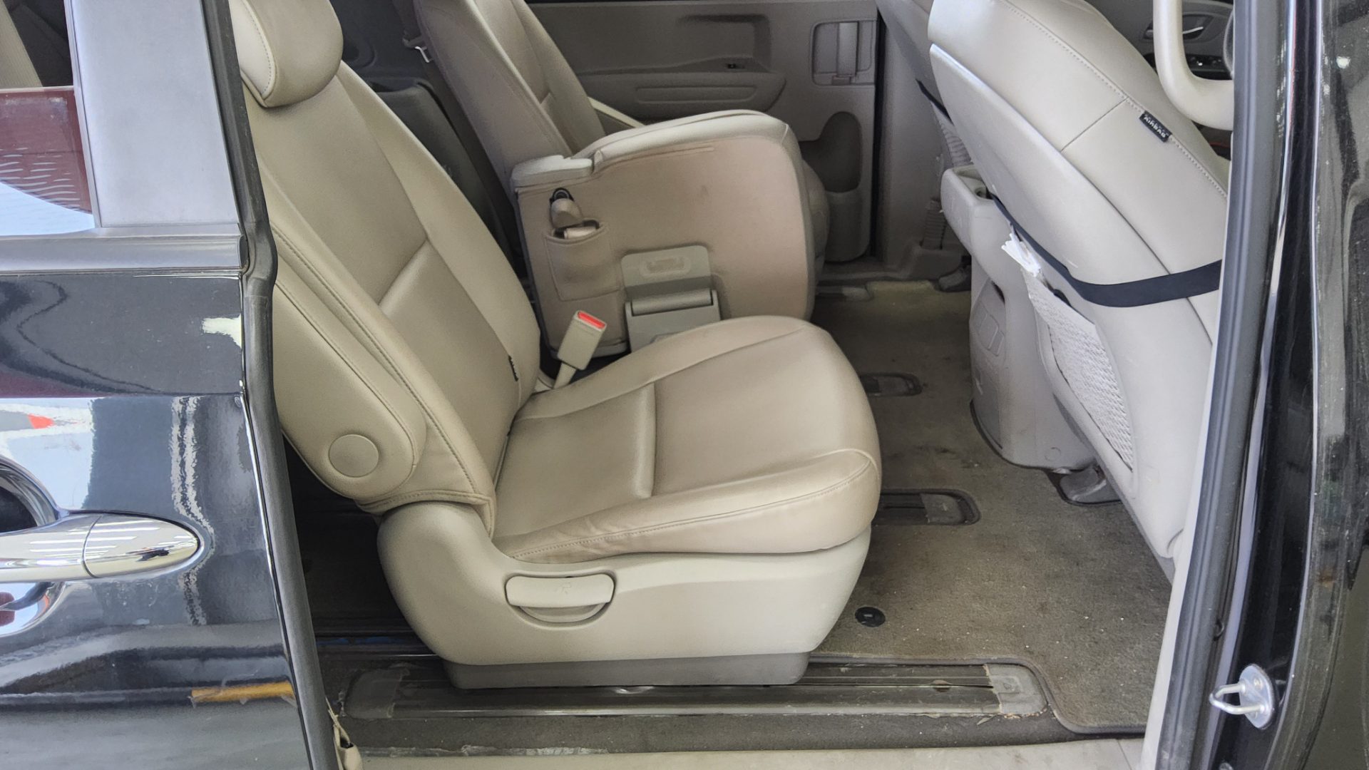 2019 - kia carnival