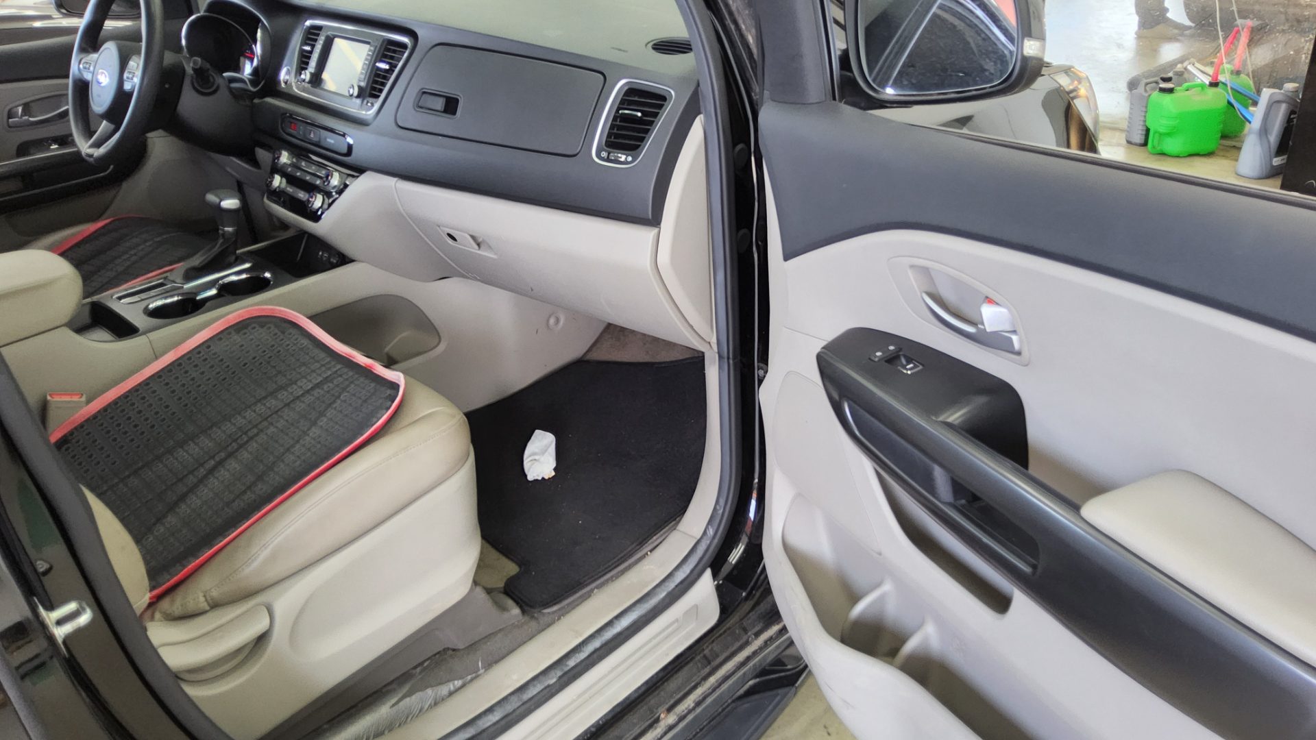 2019 - kia carnival