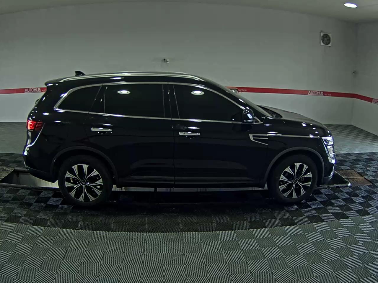 2022 - renault qm6