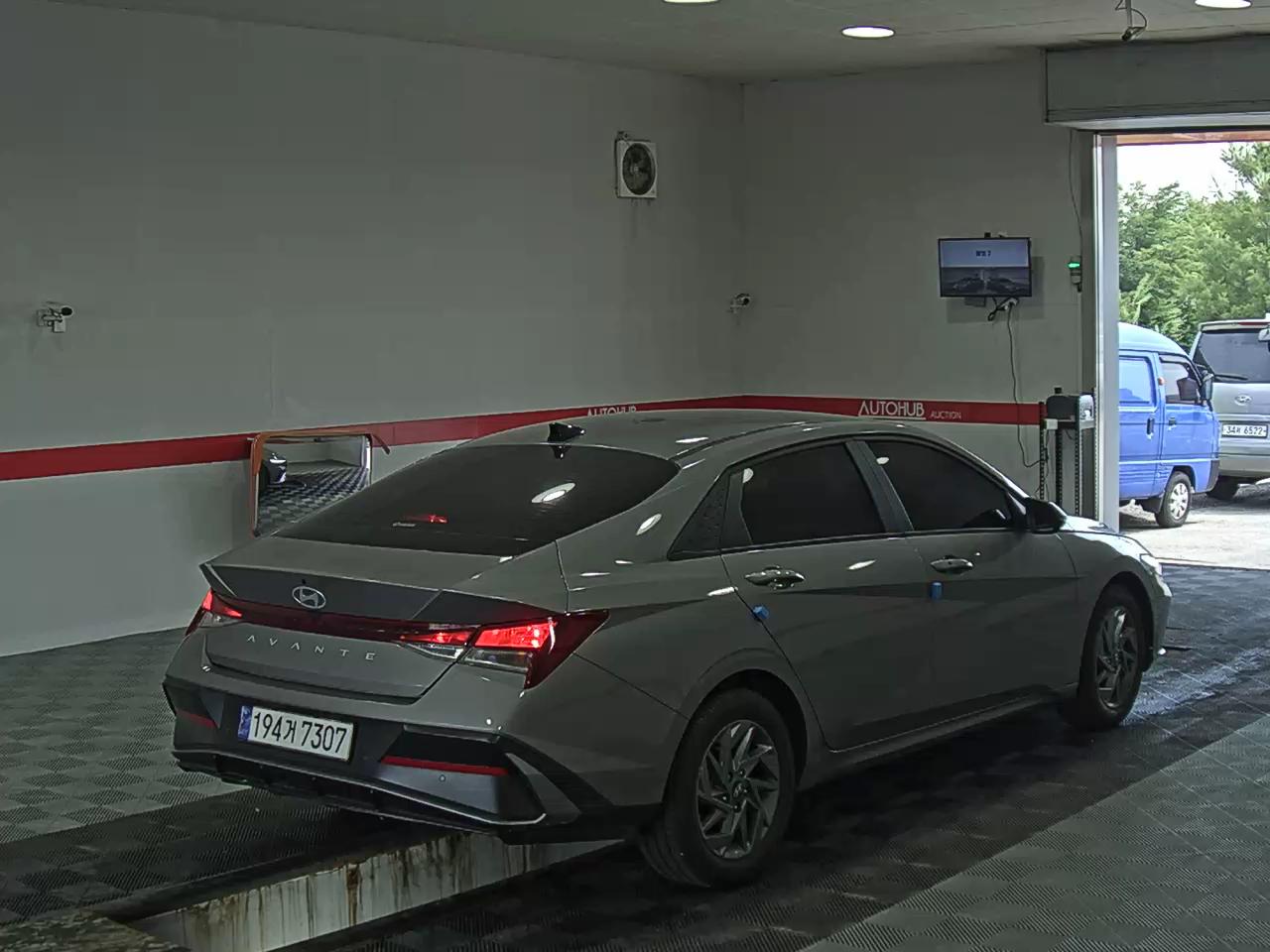 2024 - hyundai avante
