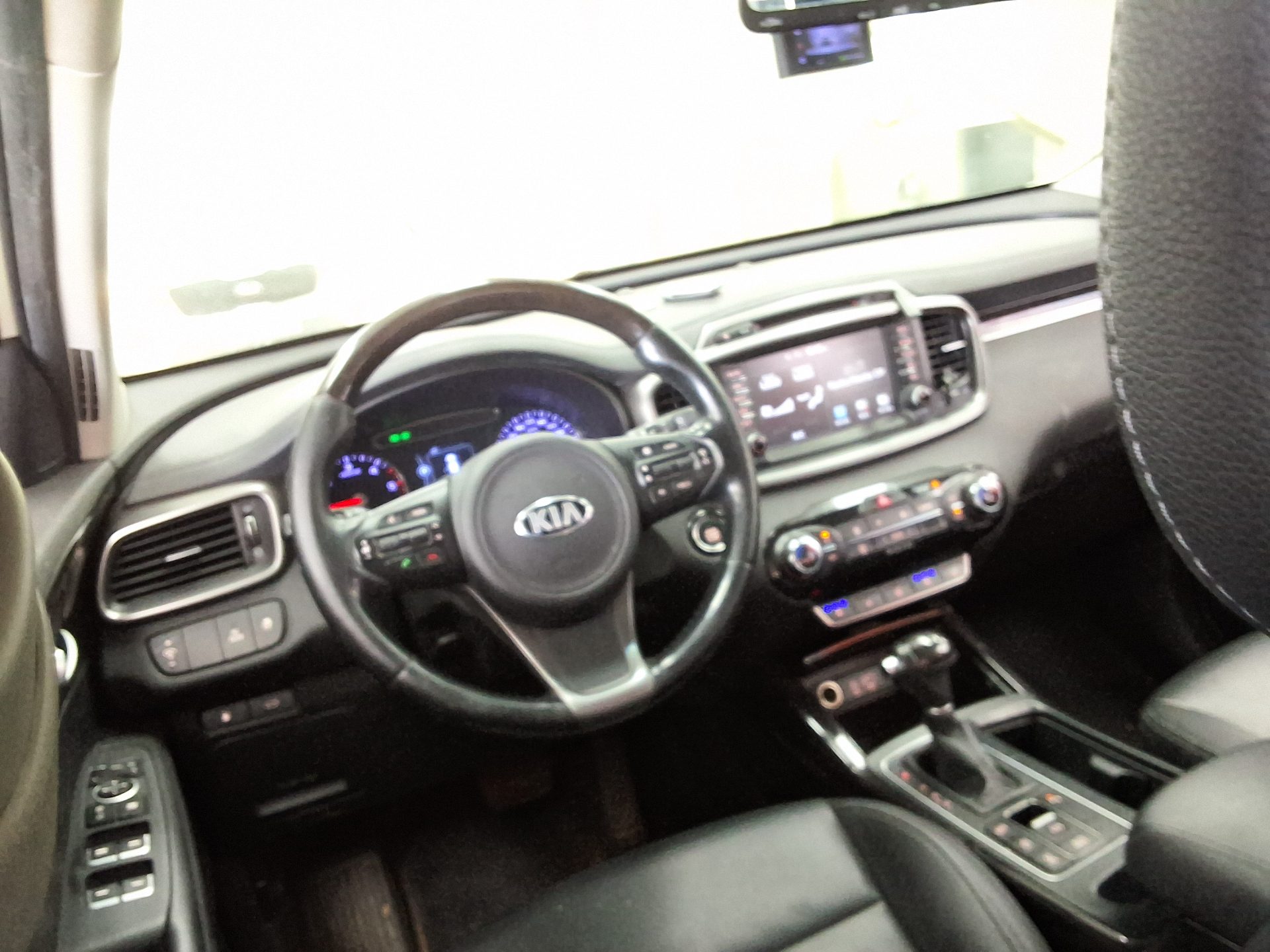 2016 - kia sorento