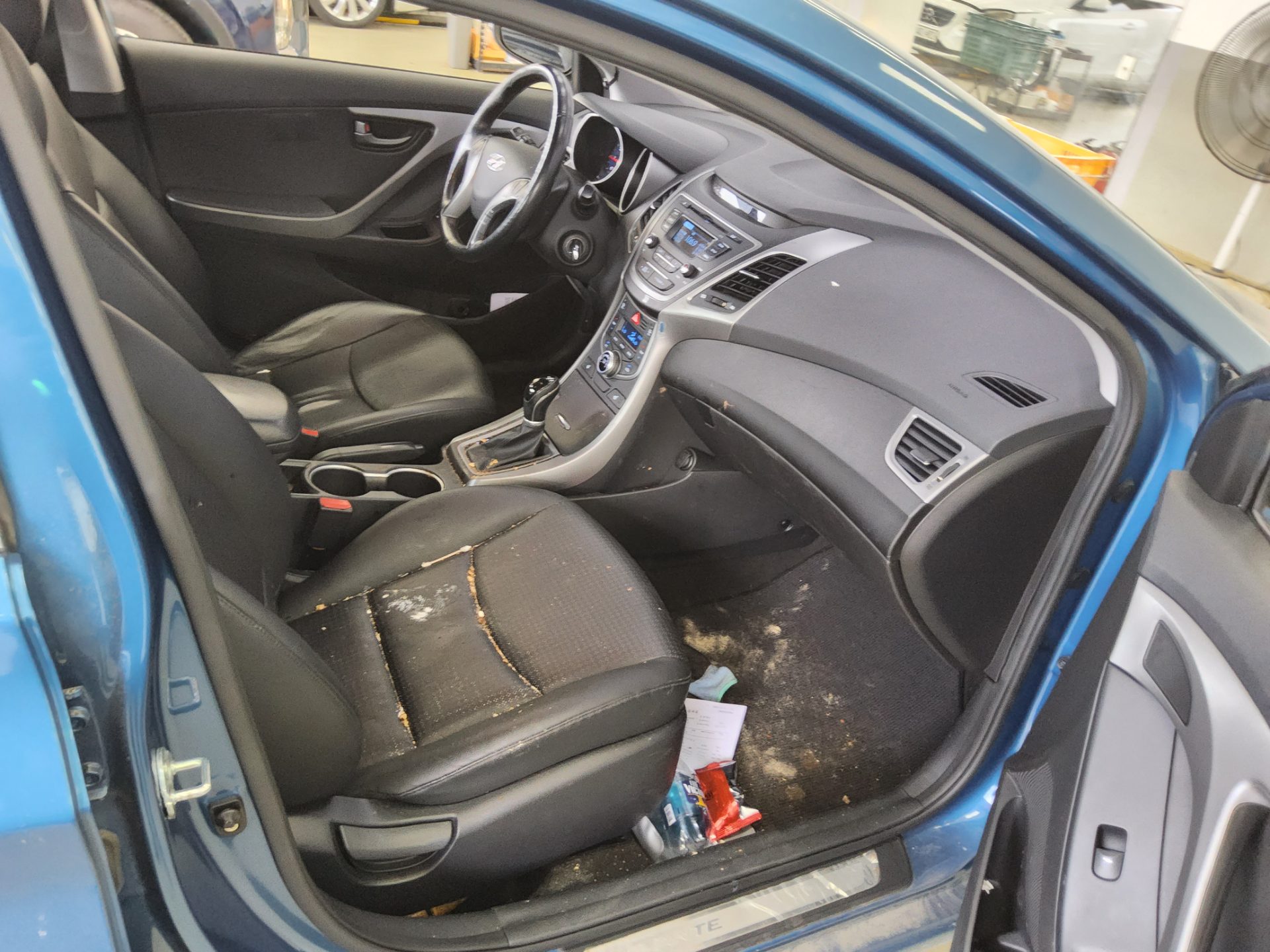 2014 - hyundai avante