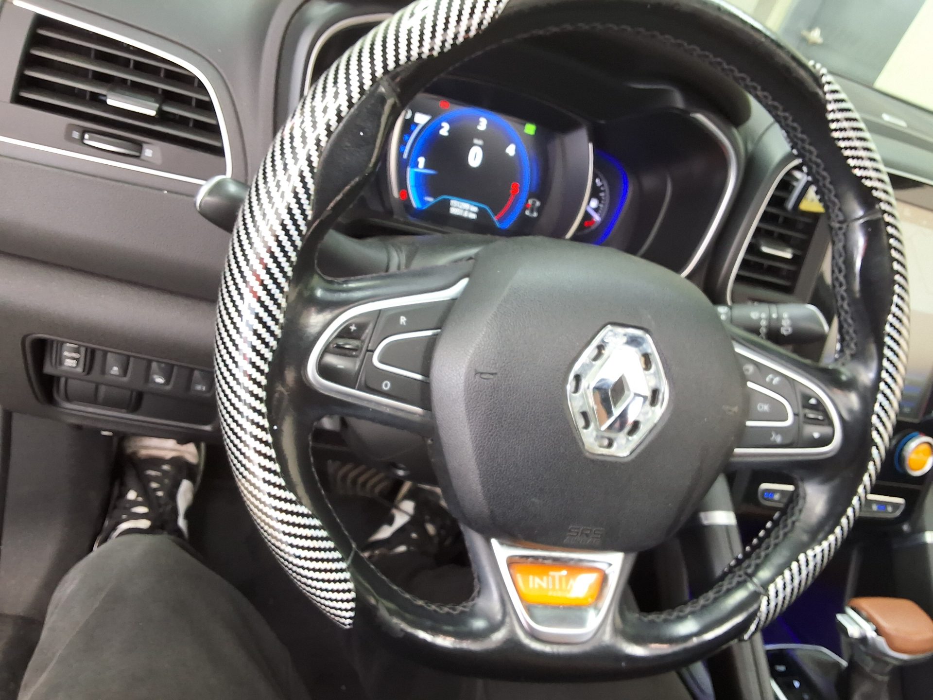 2017 - renault qm6