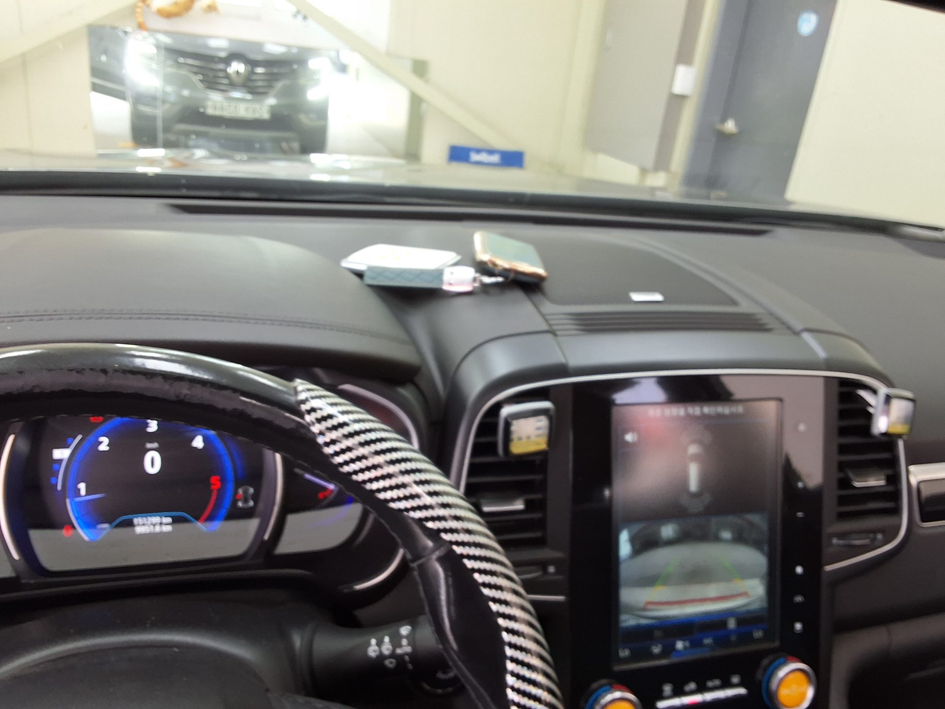 2017 - renault qm6