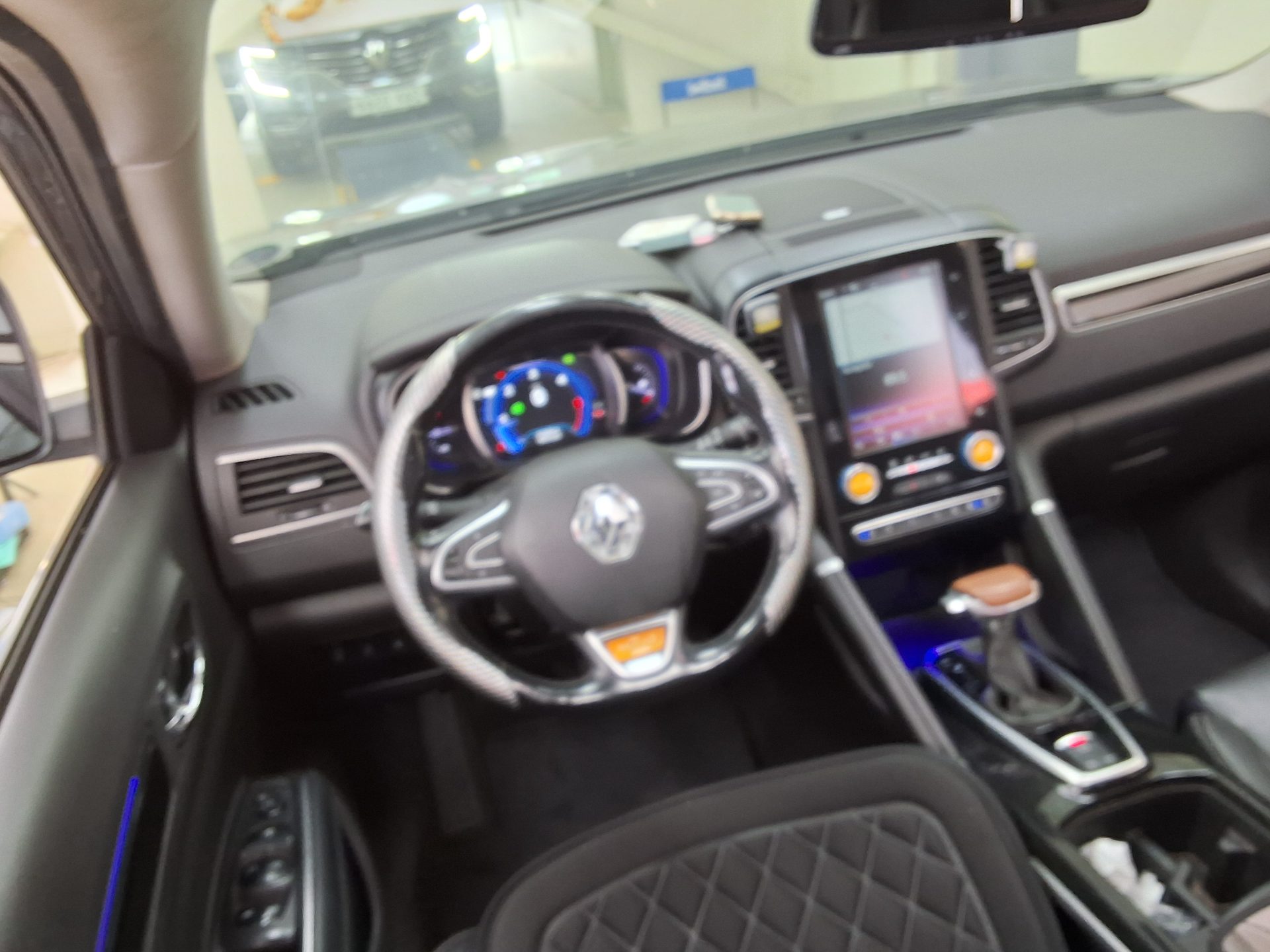 2017 - renault qm6