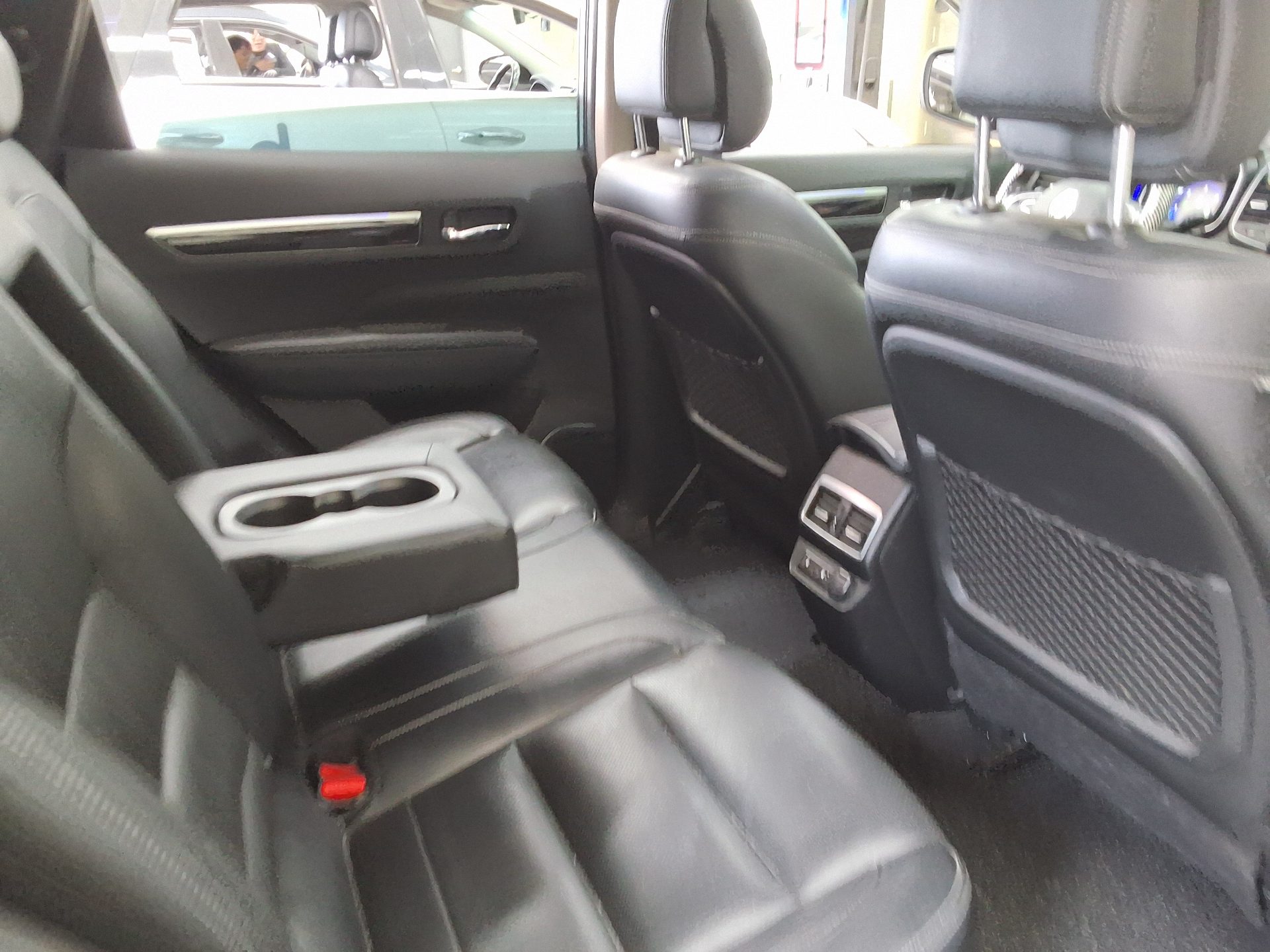 2017 - renault qm6