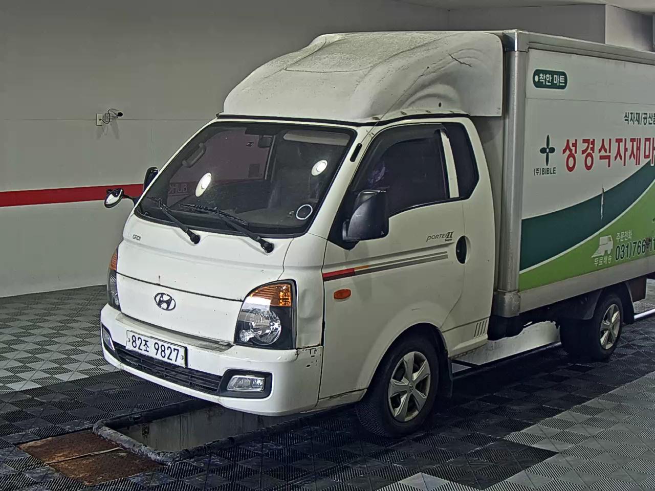 HYUNDAI PORTER II SUPER CAB EXTRA WHEELBASE SUPER