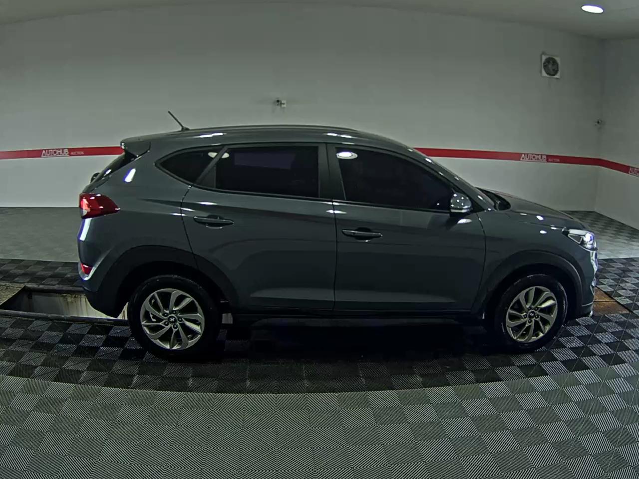 2017 - hyundai tucson