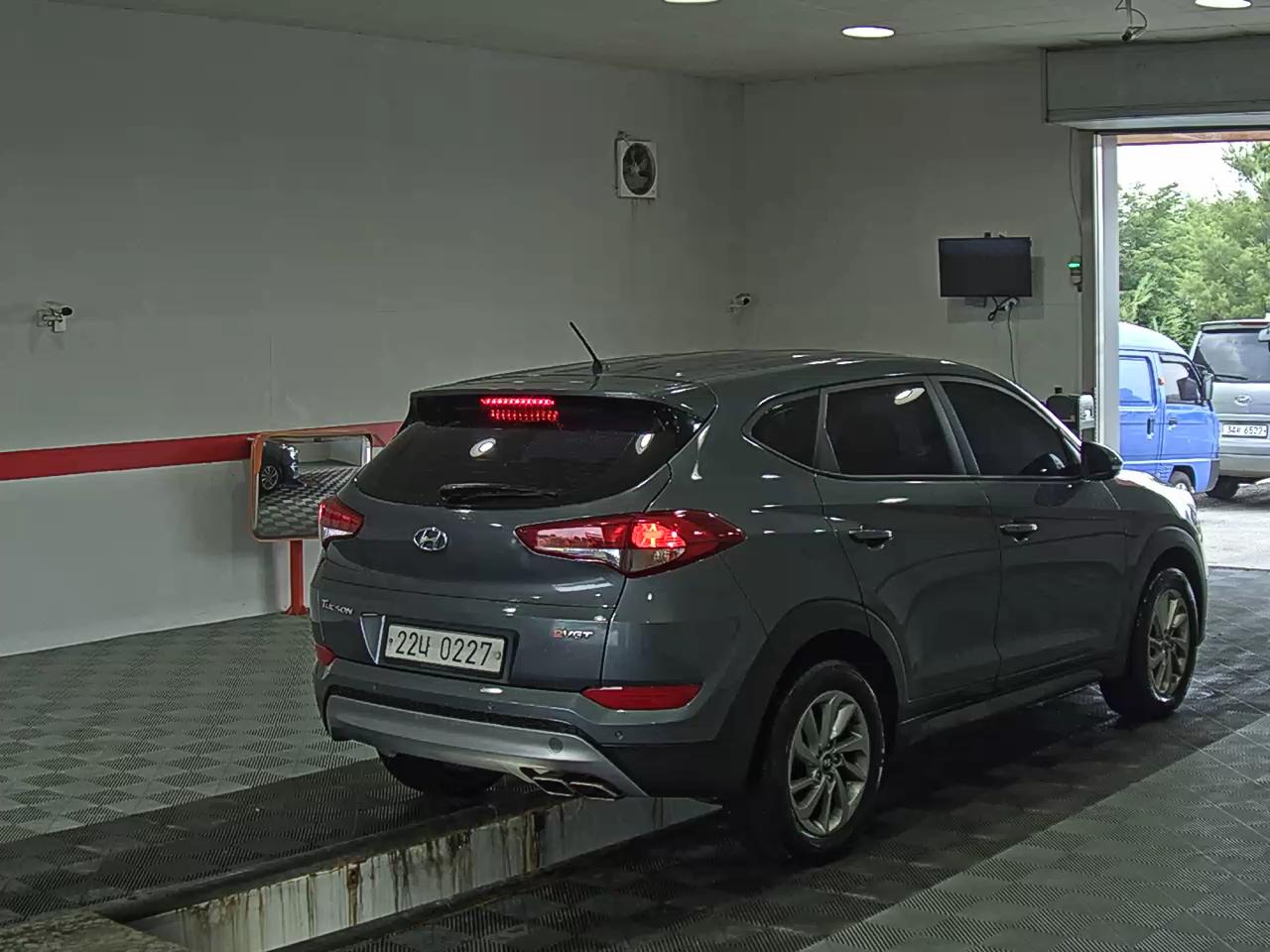 2017 - hyundai tucson