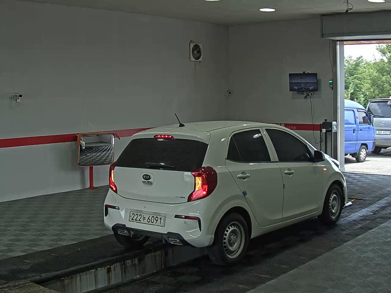 2021 - kia morning