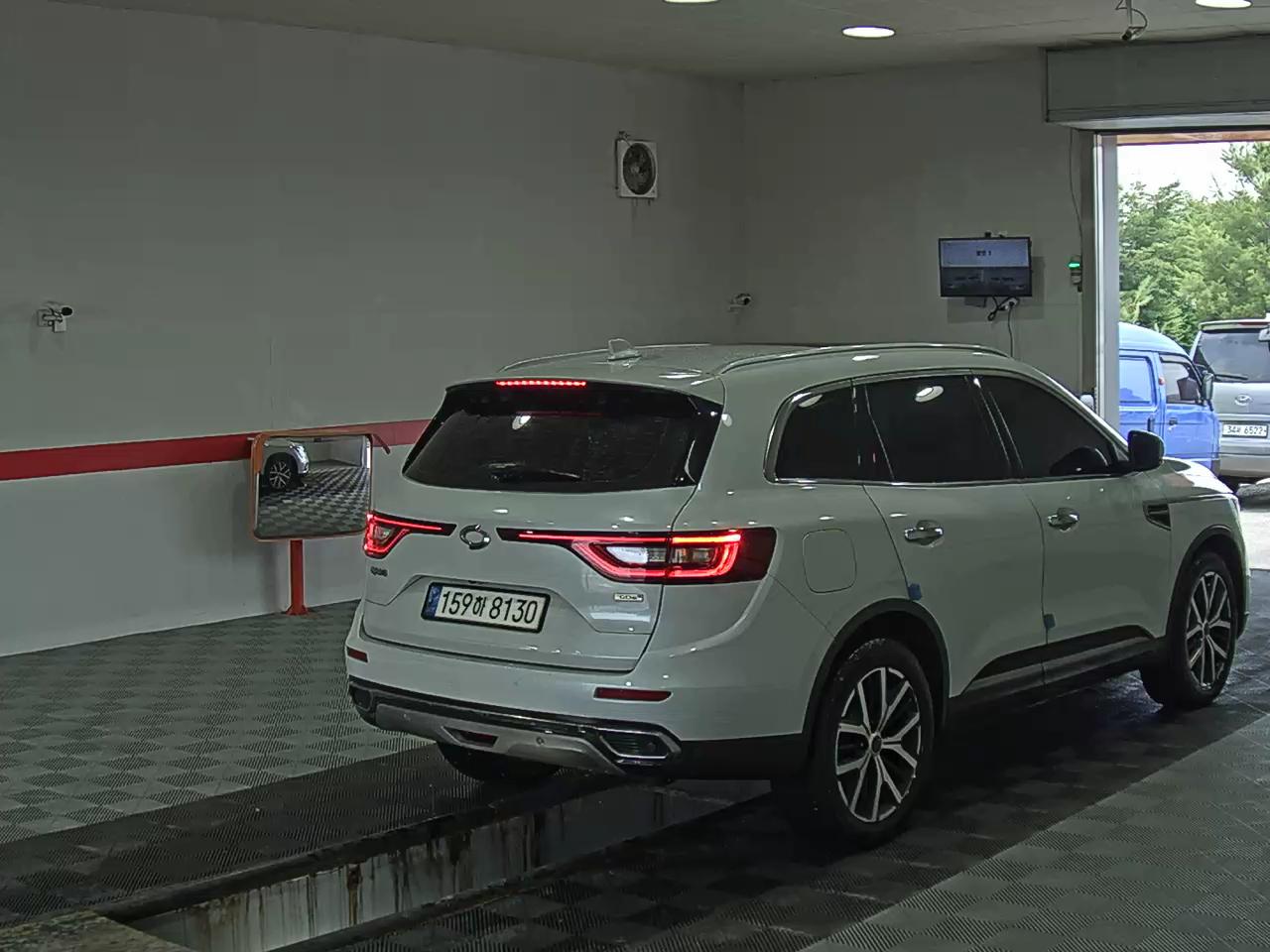 2020 - renault qm6