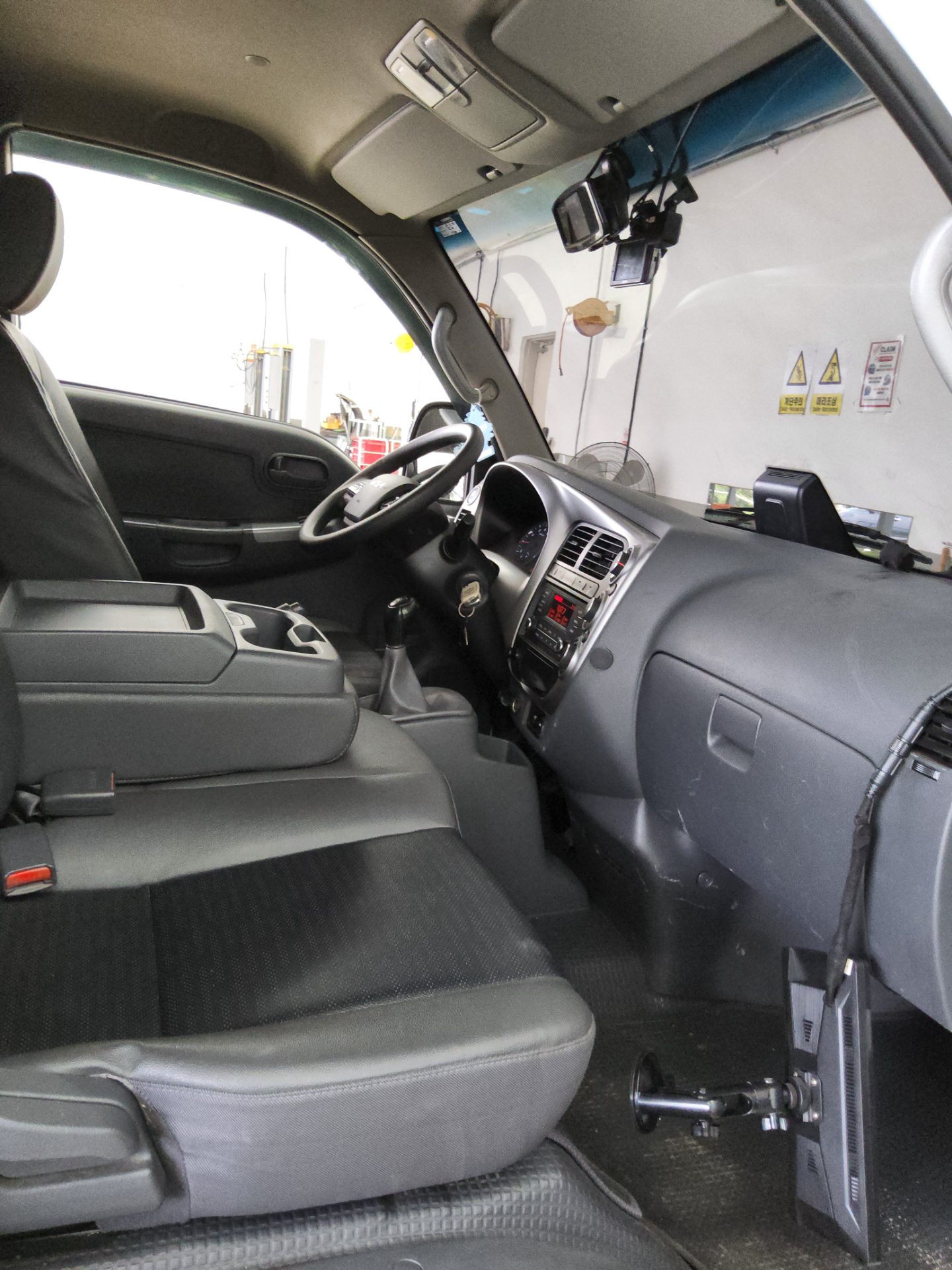 2022 - kia bongo