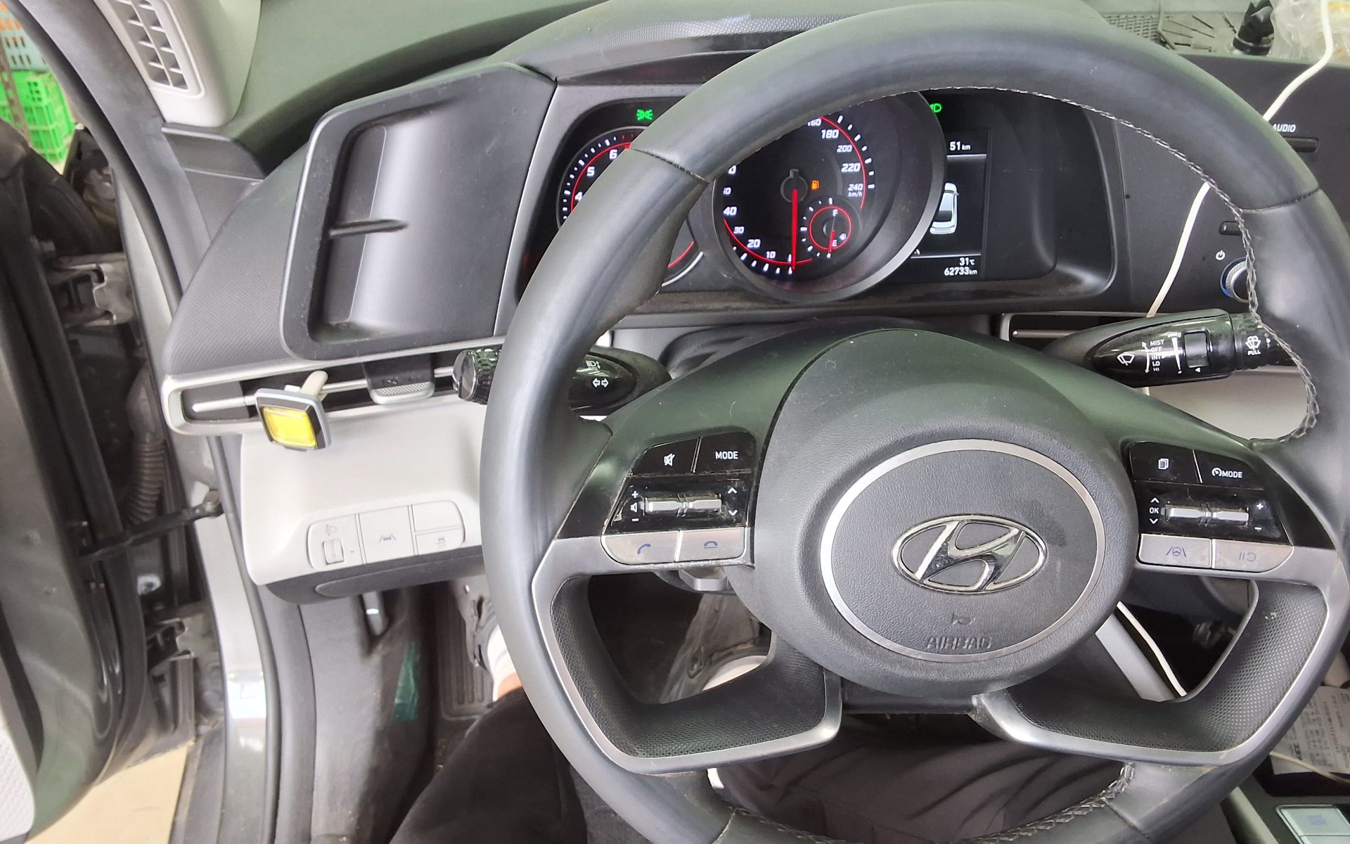 2022 - hyundai avante