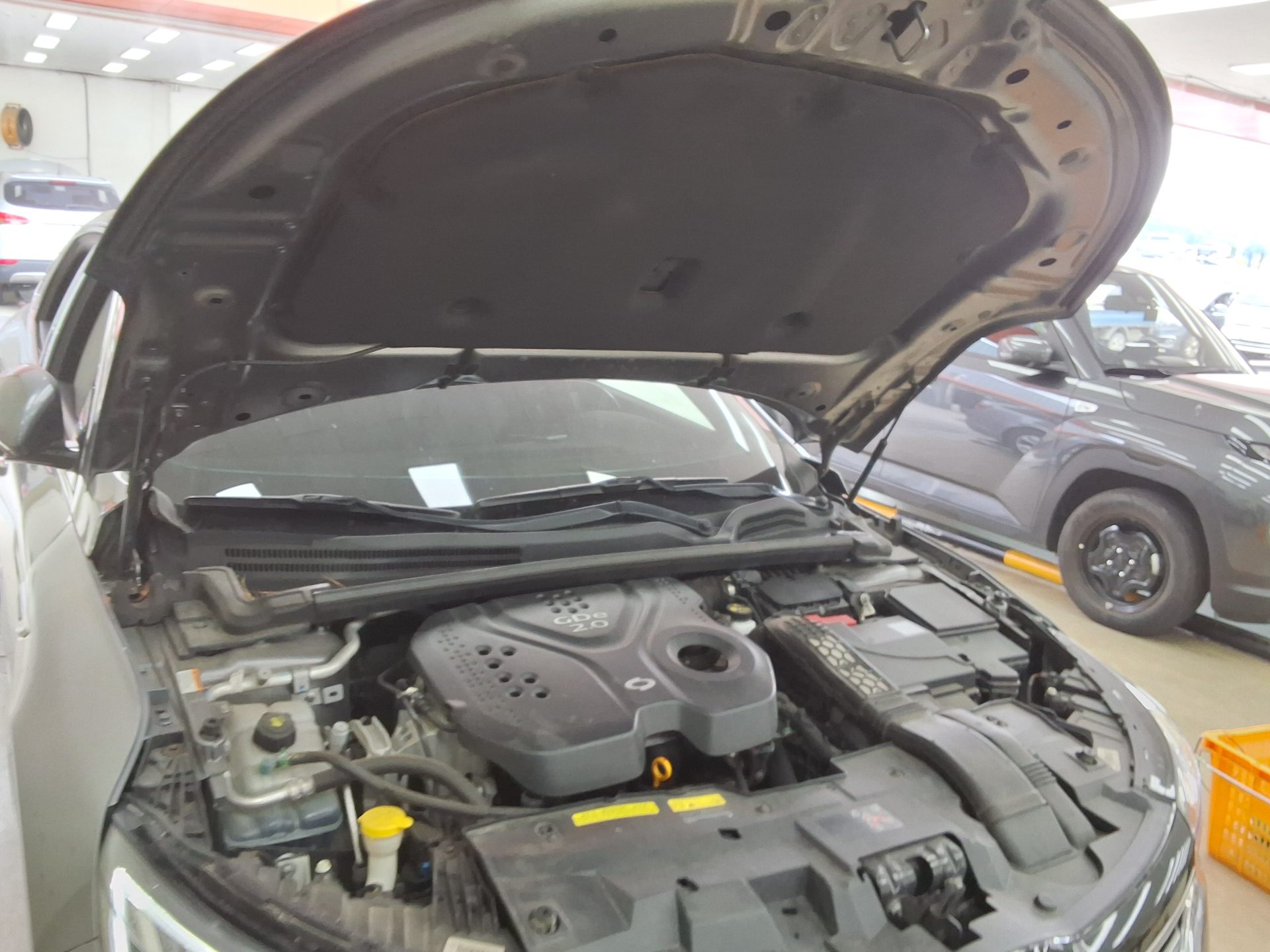 2019 - renault sm6