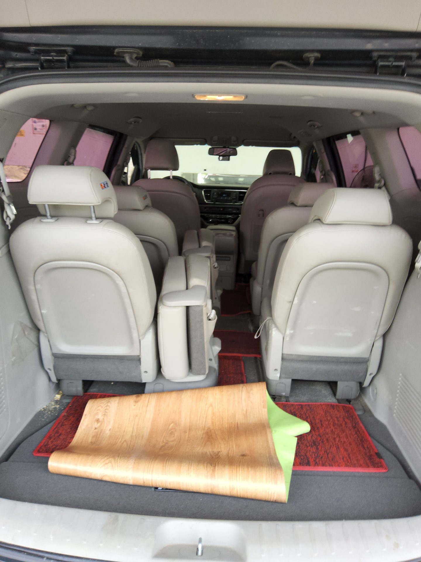 2018 - kia carnival
