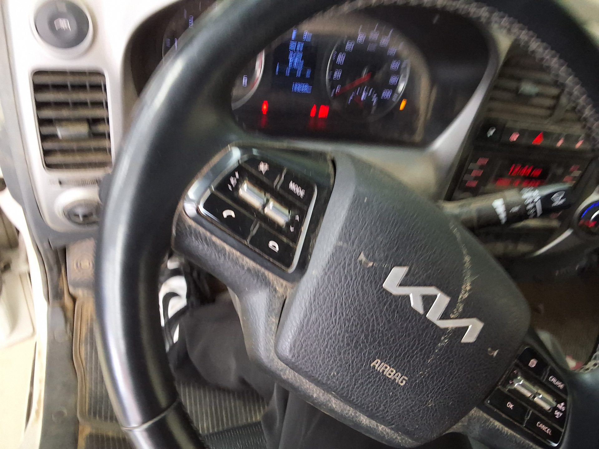 2022 - kia bongo