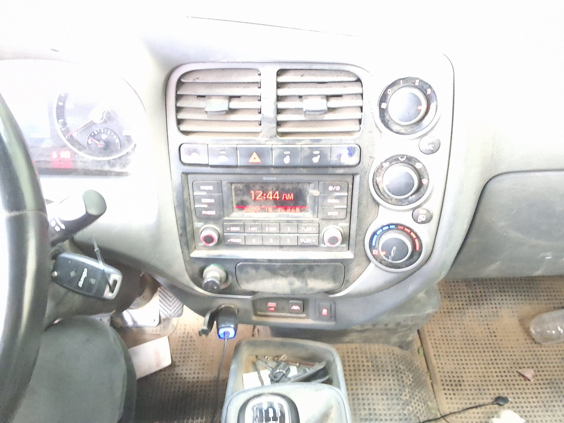 2022 - kia bongo
