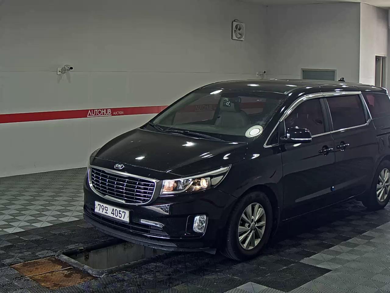 2018 - kia carnival