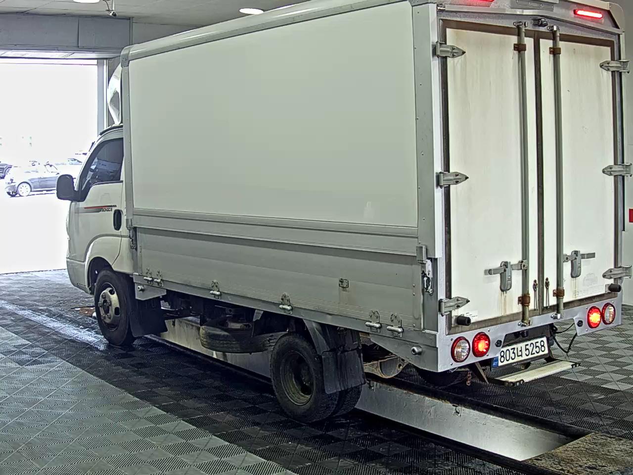 2022 - kia bongo