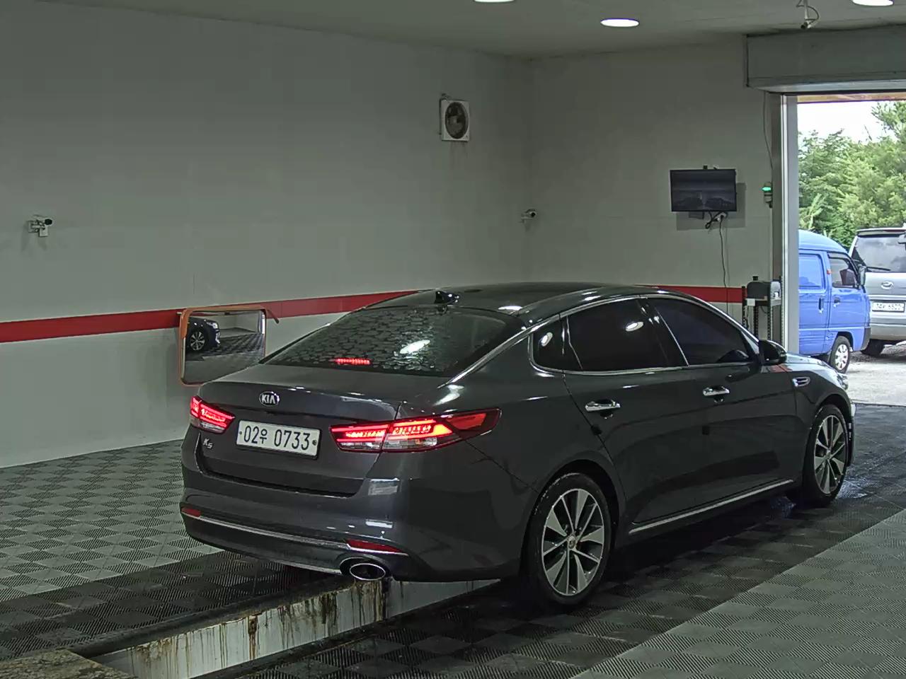 2016 - kia k5