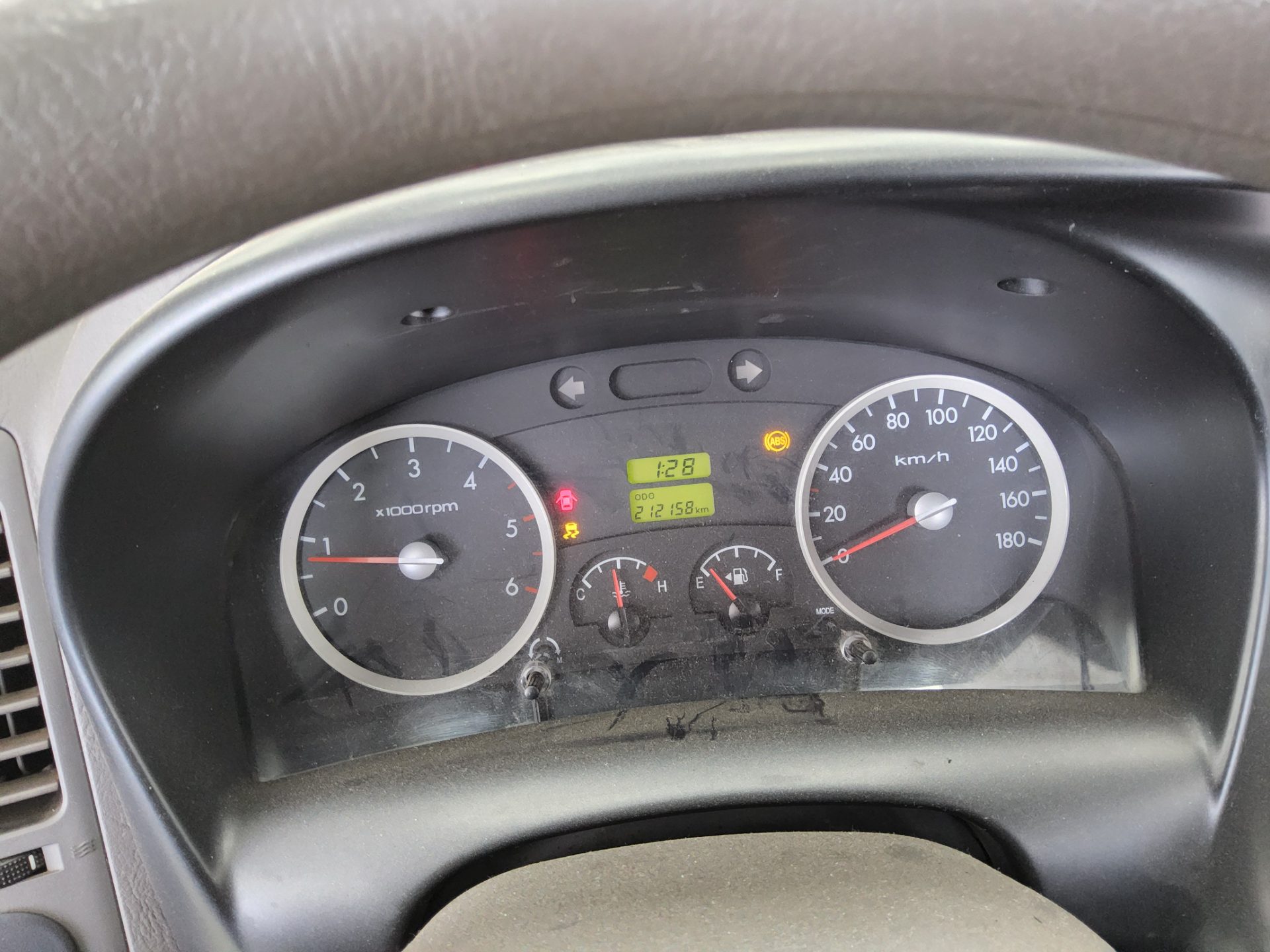 2016 - hyundai porter