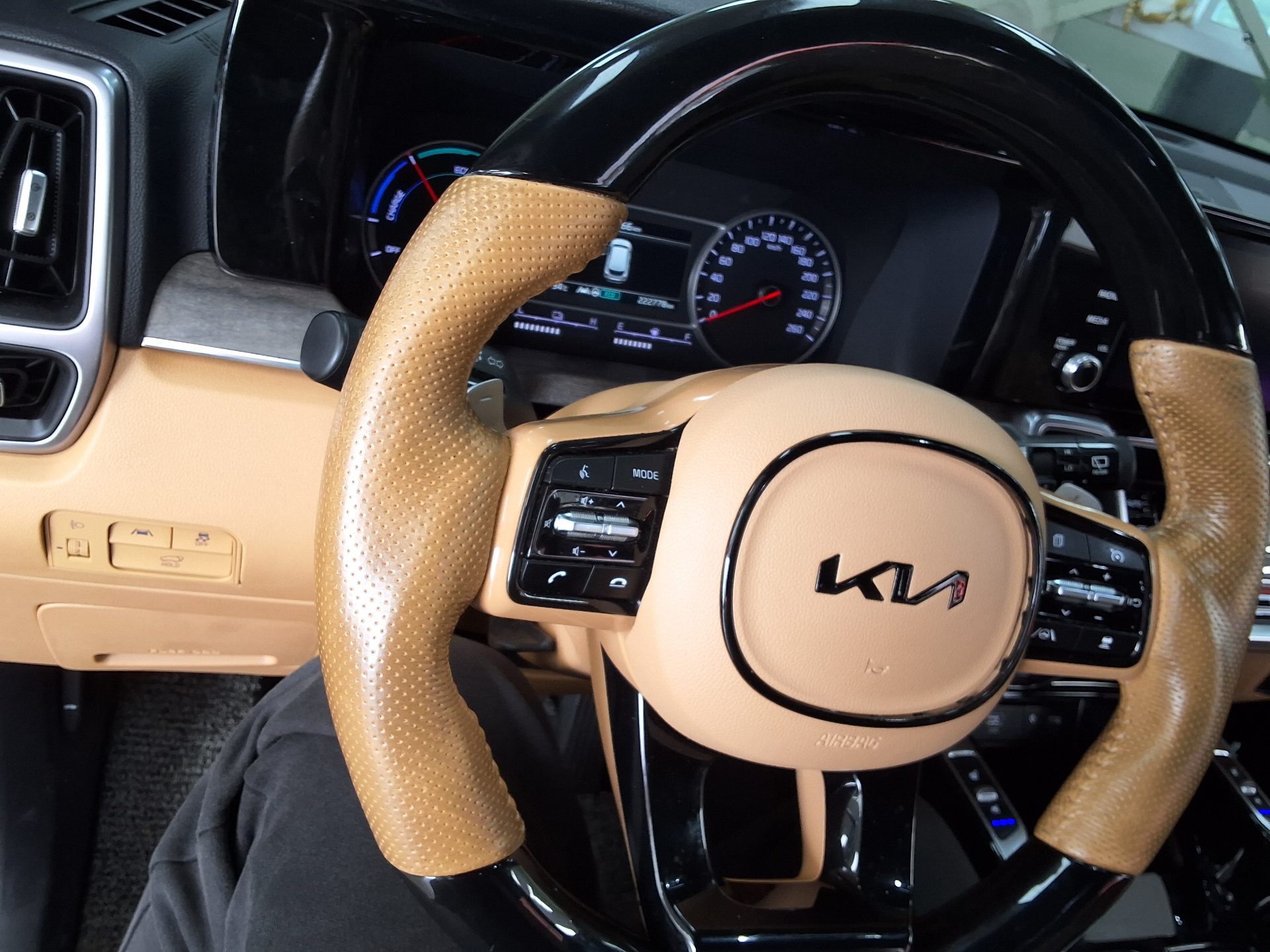 2023 - kia sorento