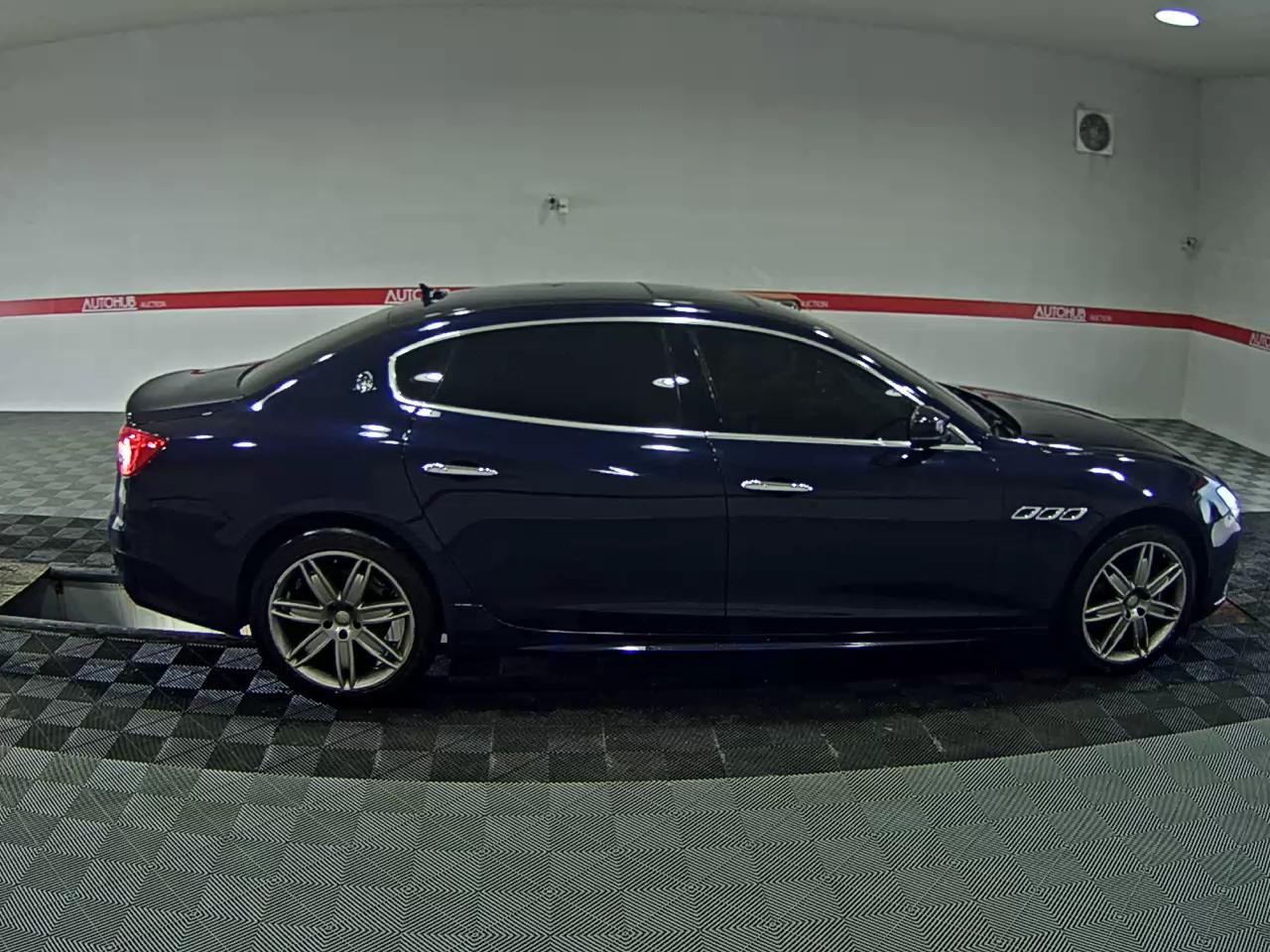 2017 - maserati quattroporte