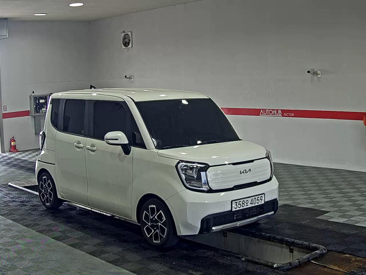 2023 - kia ray