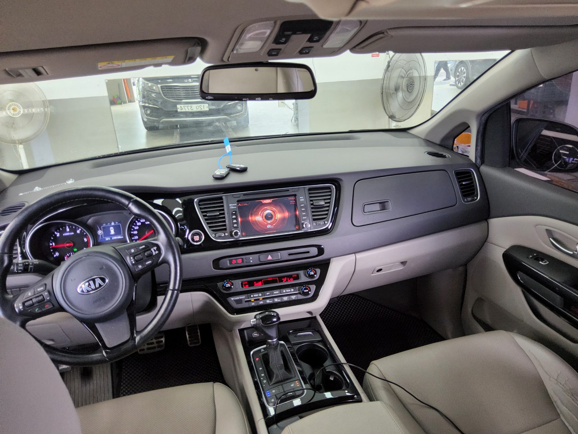 2015 - kia carnival