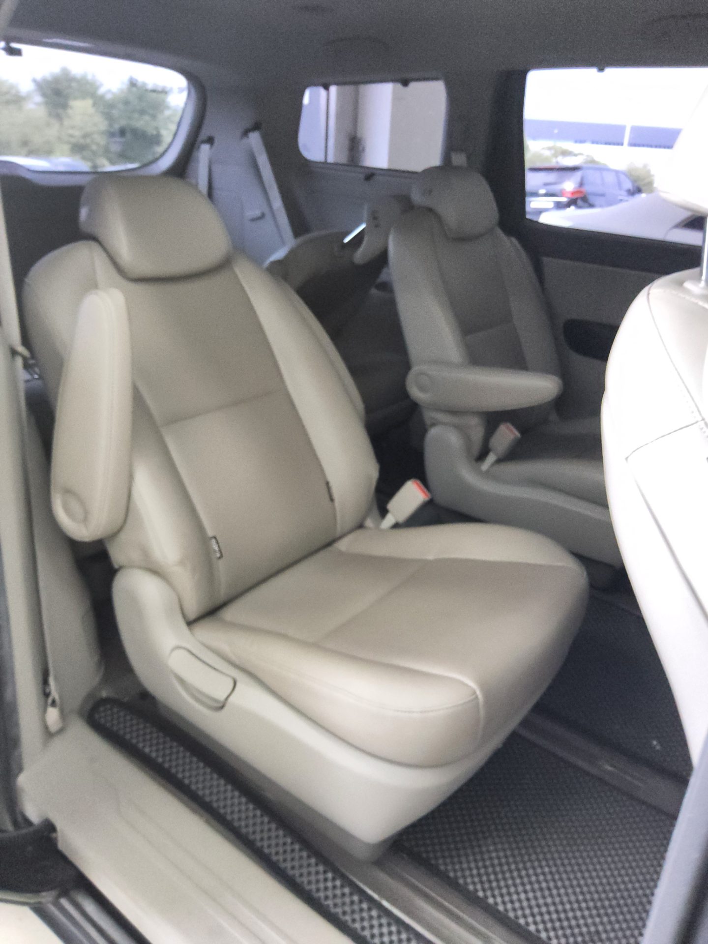 2015 - kia carnival