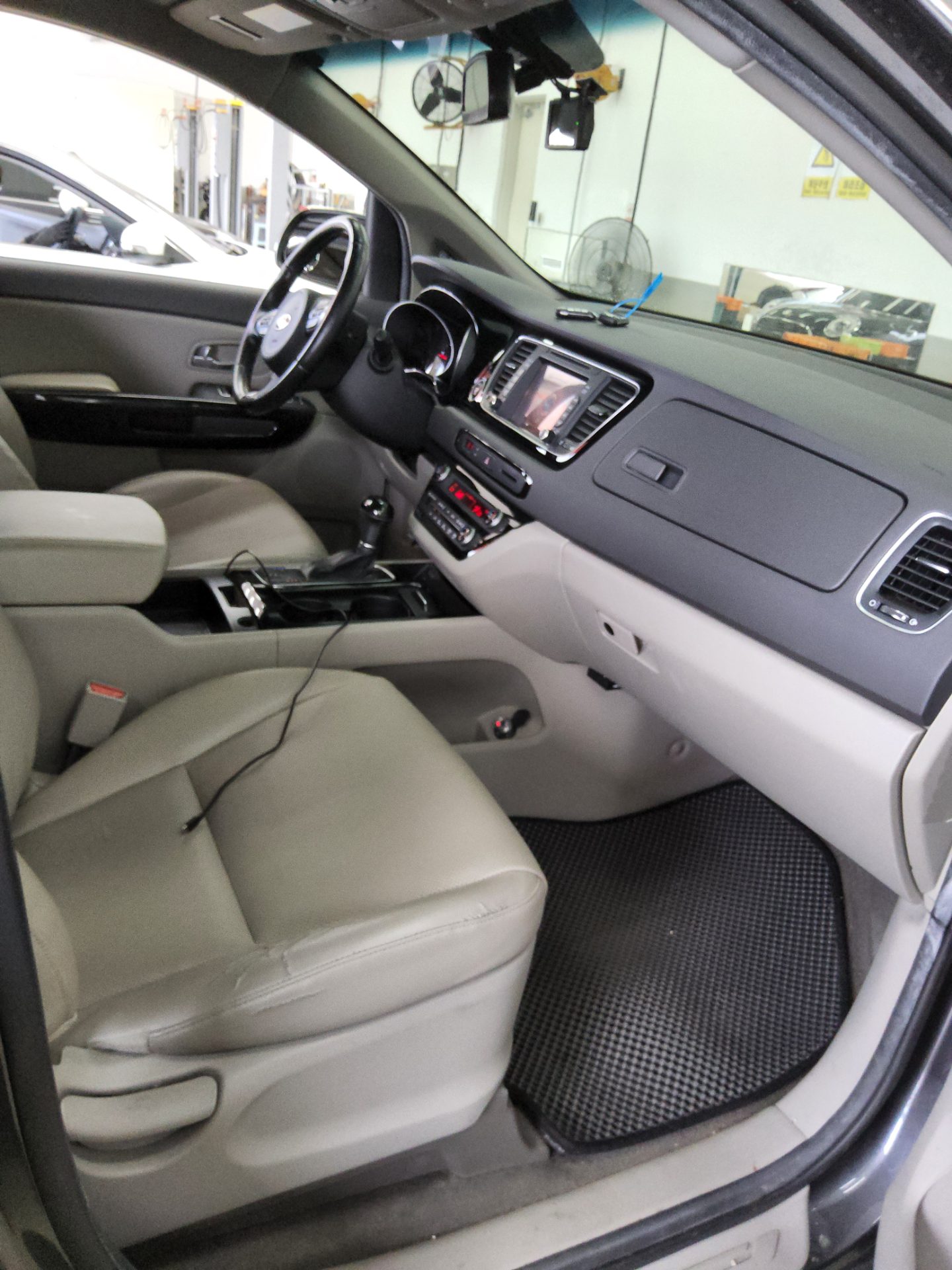2015 - kia carnival