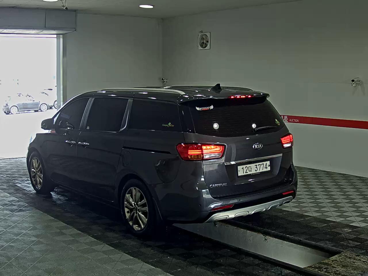 2015 - kia carnival