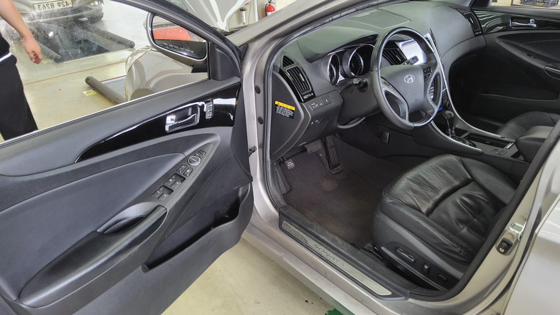 2011 - hyundai sonata