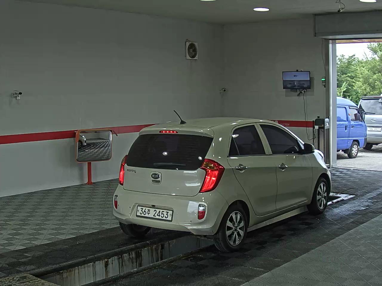 2015 - kia morning