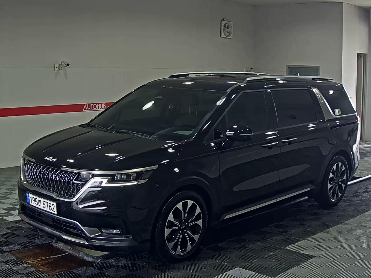 KIA CARNIVAL (KA4)