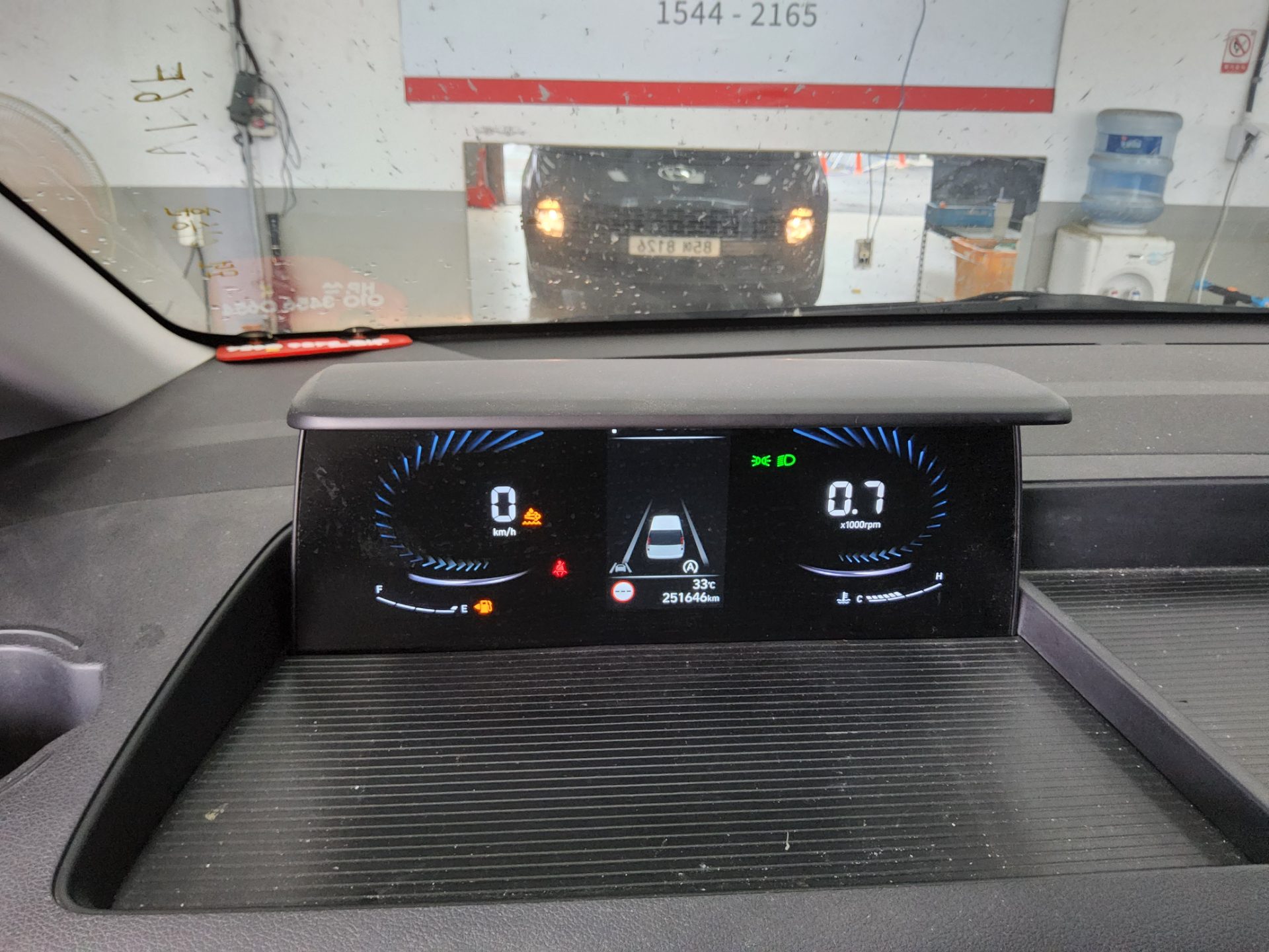 2022 - hyundai staria
