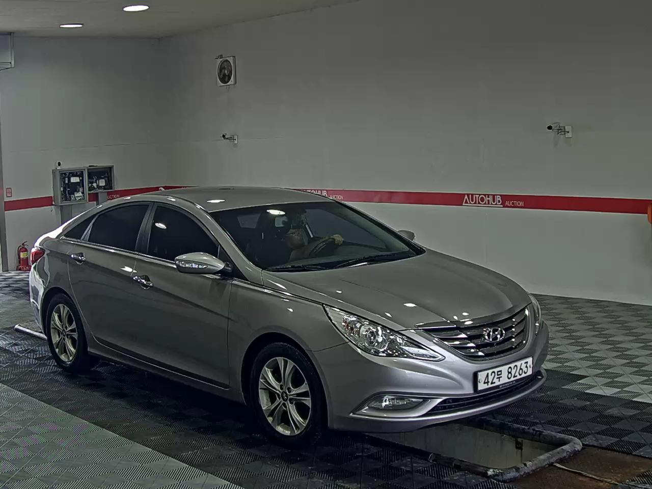 2011 - hyundai sonata