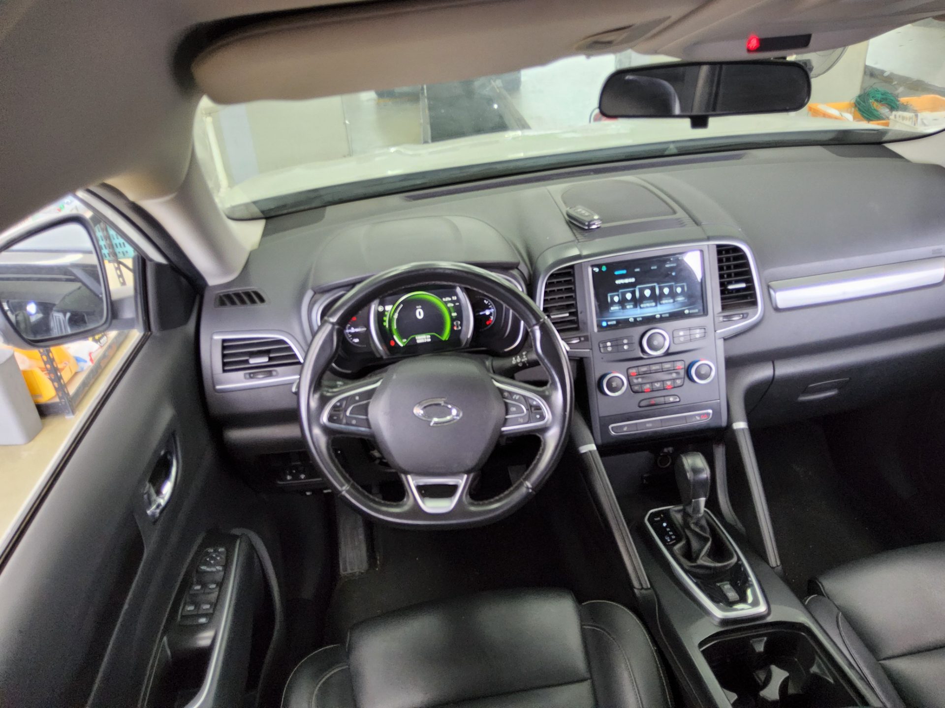 2021 - renault qm6
