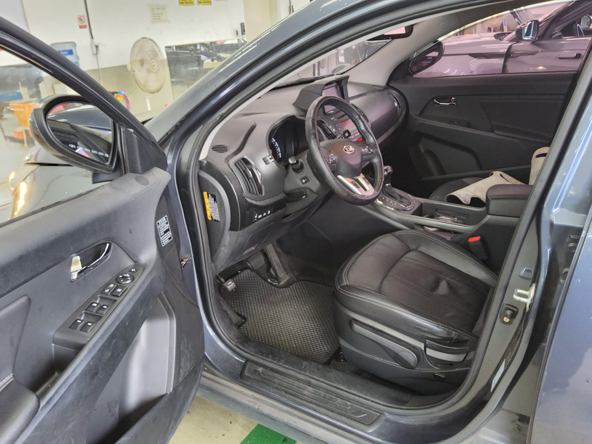 2012 - kia sportage