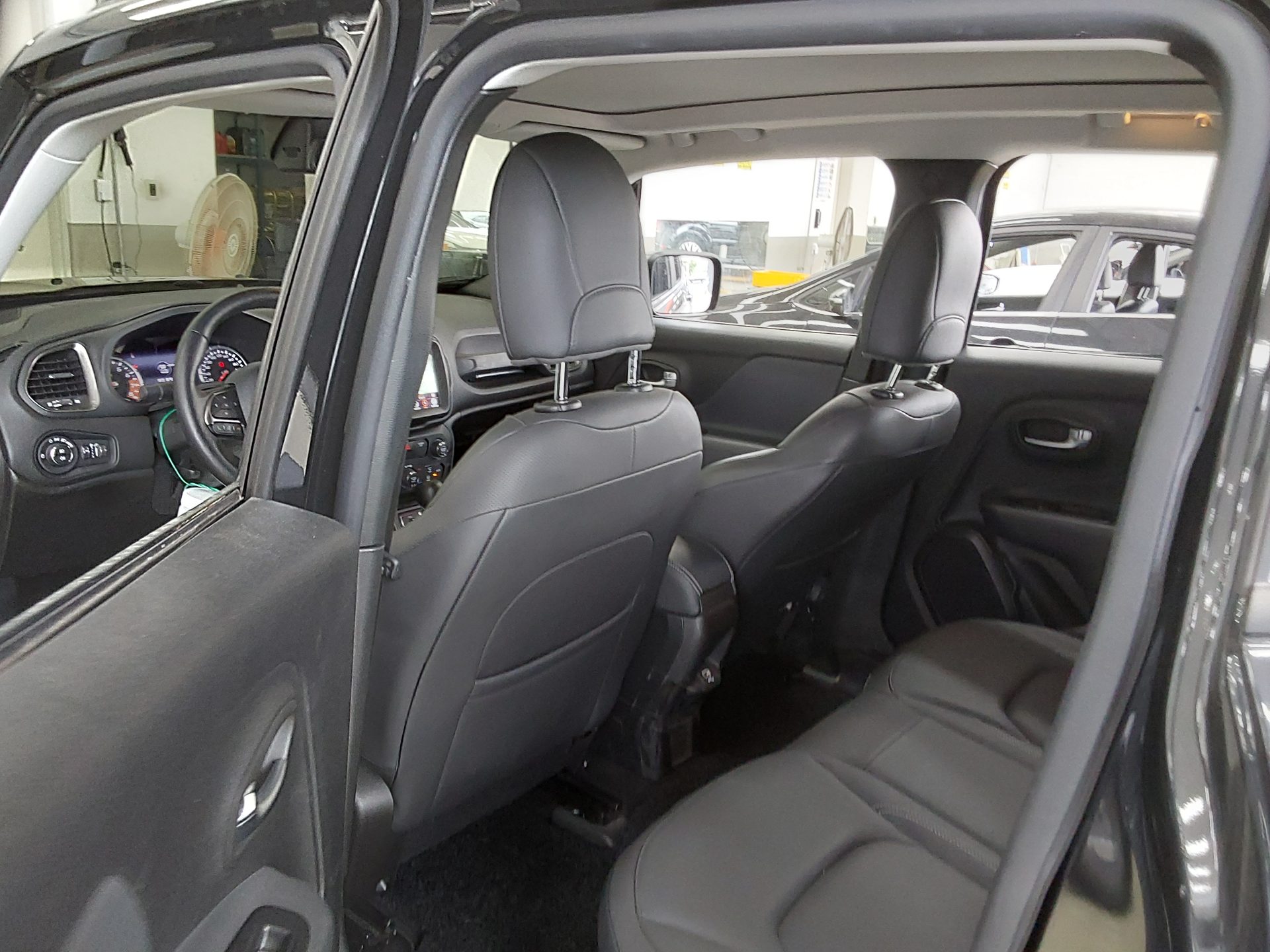 2021 - jeep renegade