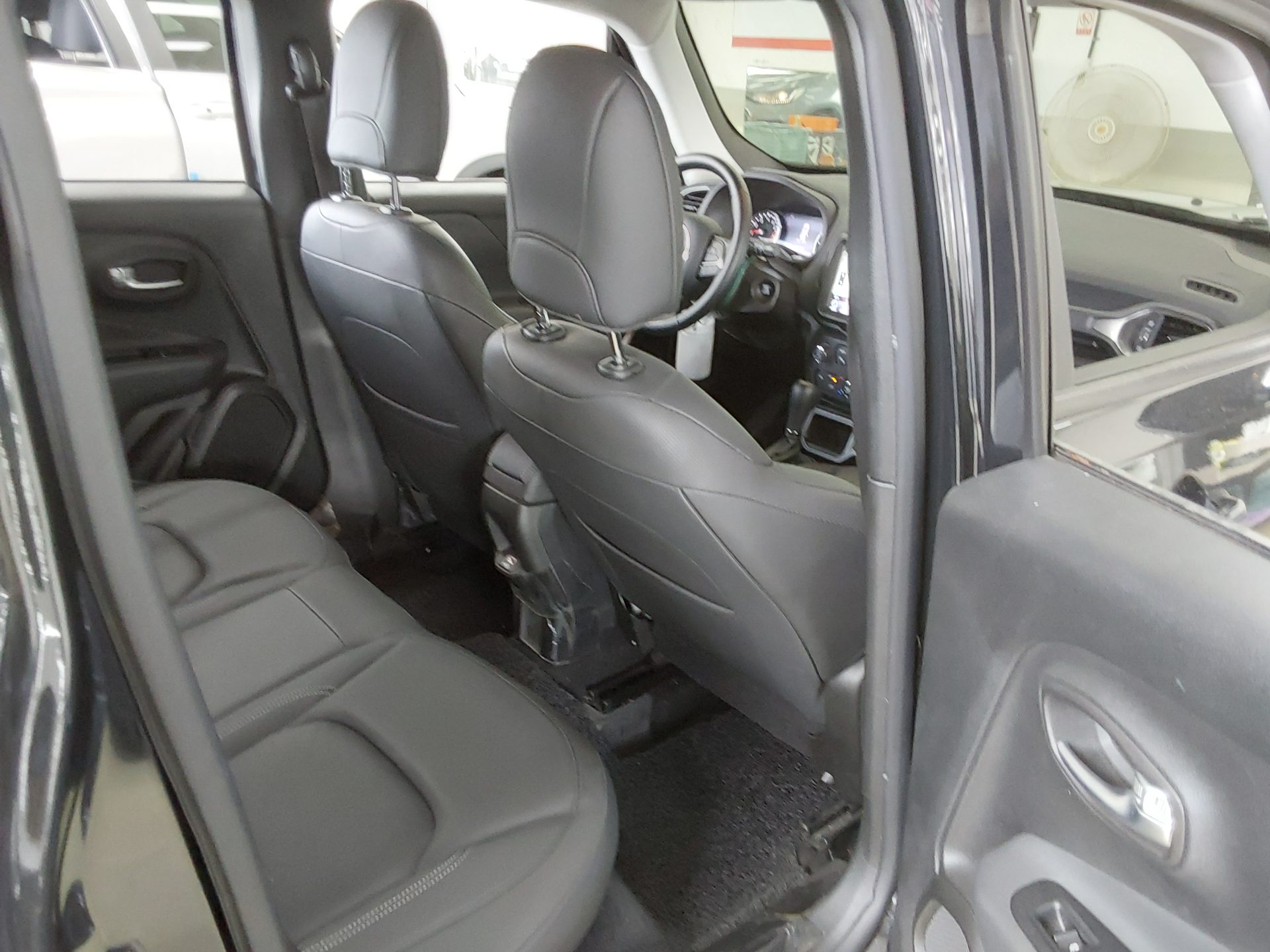2021 - jeep renegade