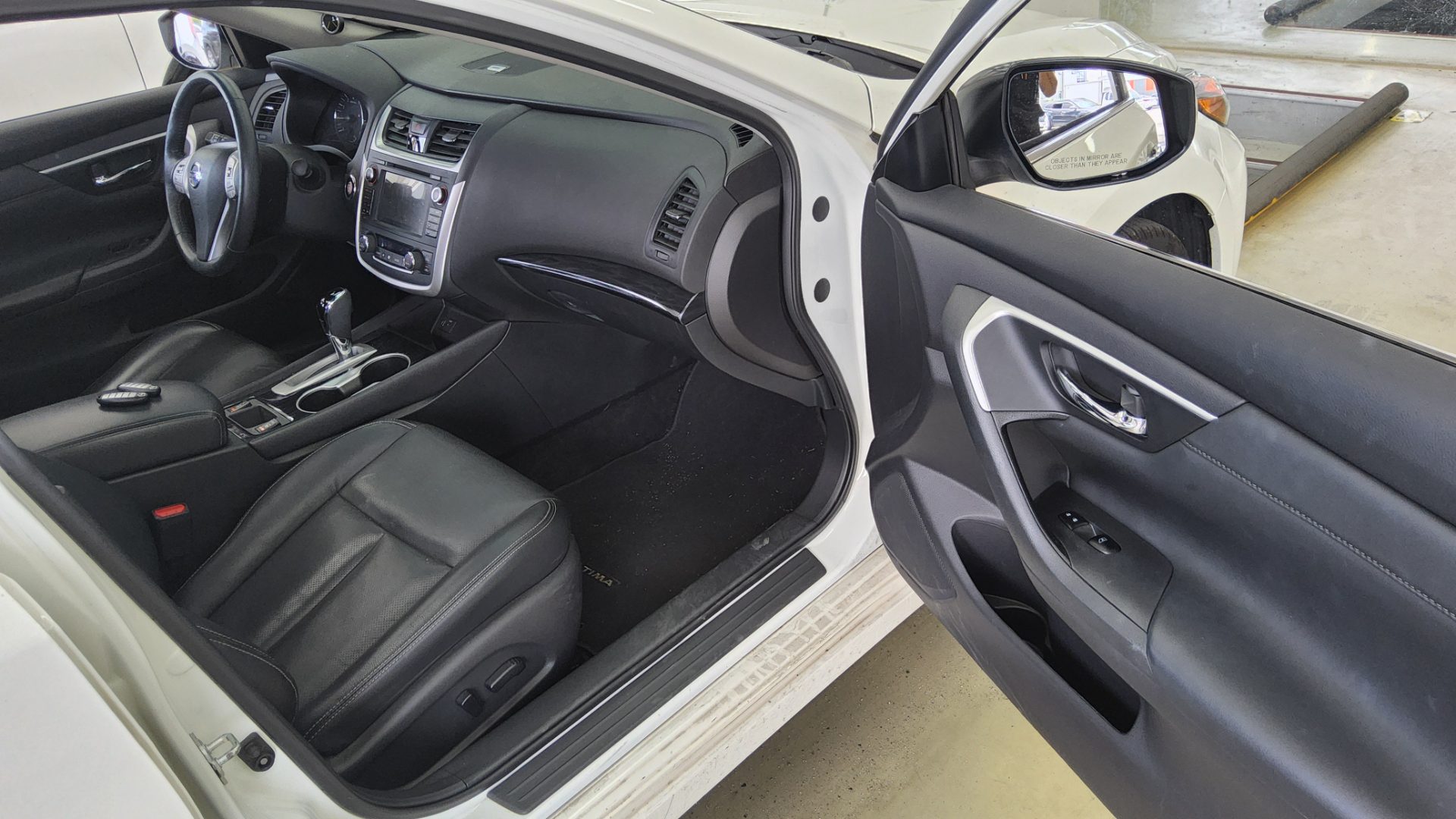 2017 - nissan altima