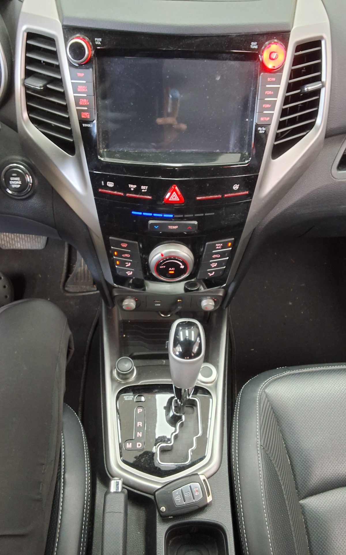 2016 - ssangyong tivoli