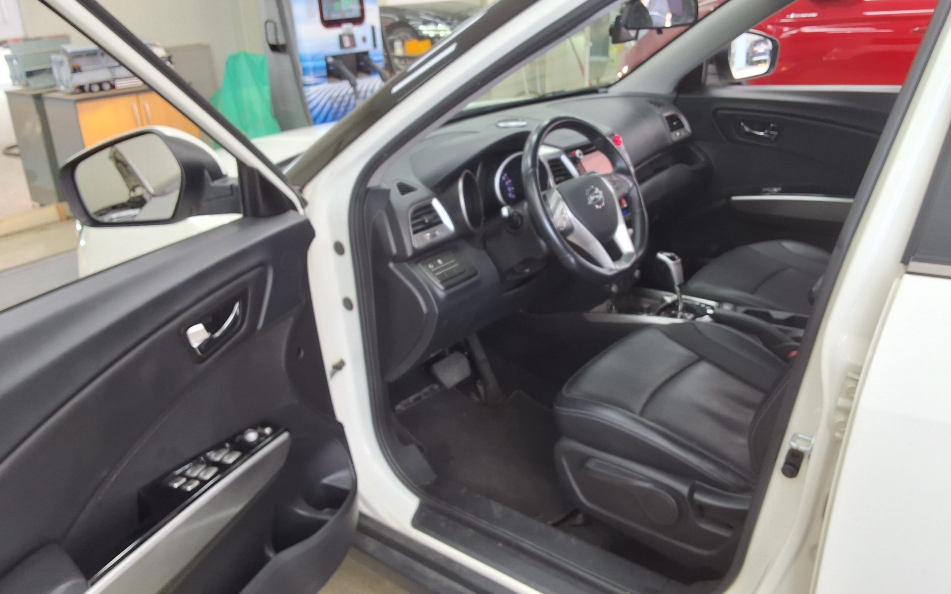 2016 - ssangyong tivoli