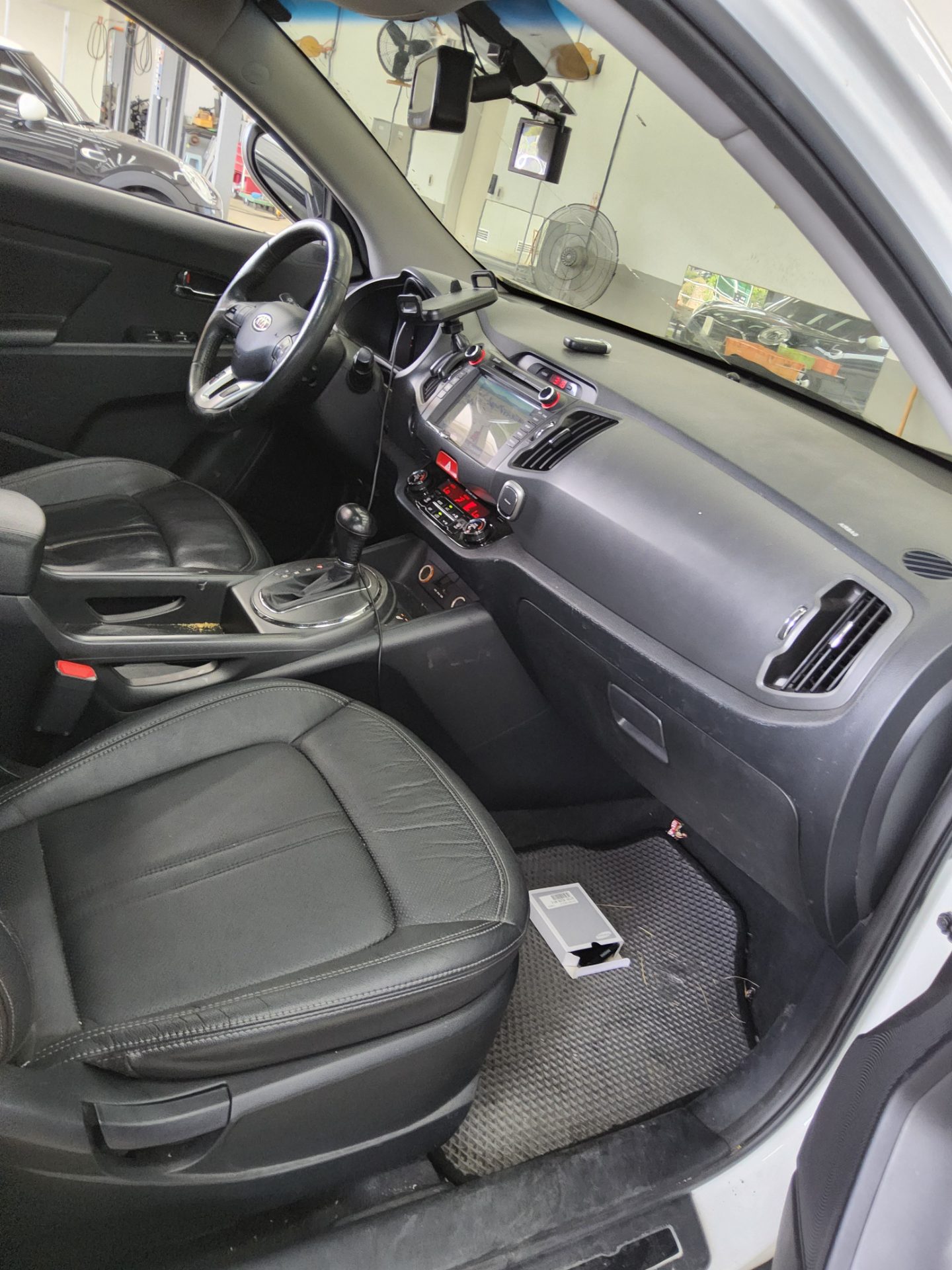 2011 - kia sportage